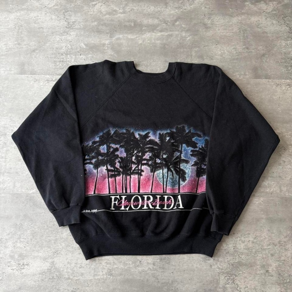 Y2K Vintage 90s Relaxed Hanes Florida Clearwater Beach Sunset Sweatshirt
